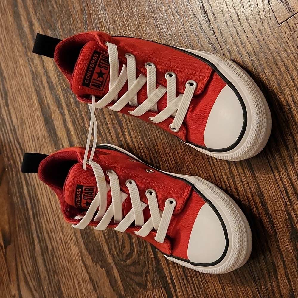 Converse girls red size 13